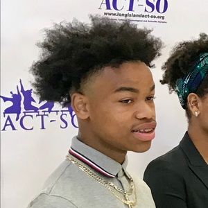 Meet your Posher, Isaiah